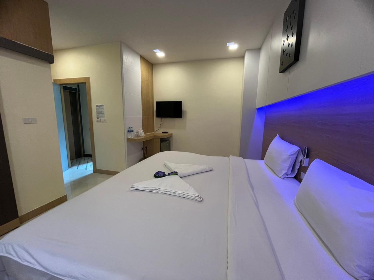 I Am O'Tel Patong Otel Dış mekan fotoğraf