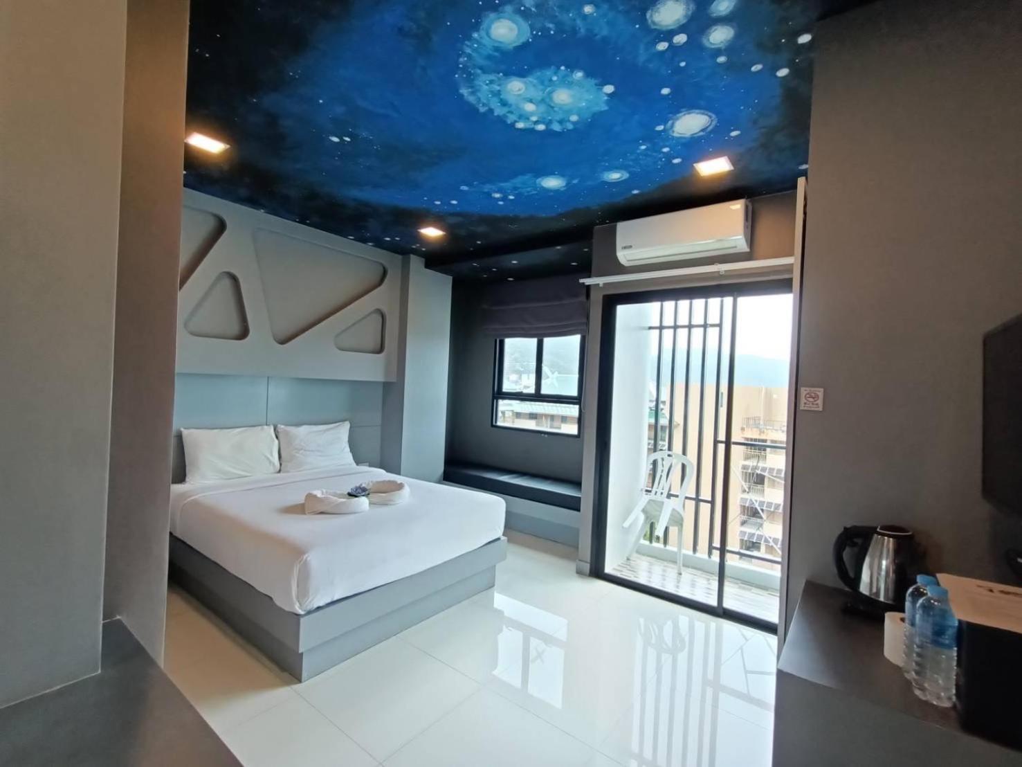 I Am O'Tel Patong Otel Dış mekan fotoğraf